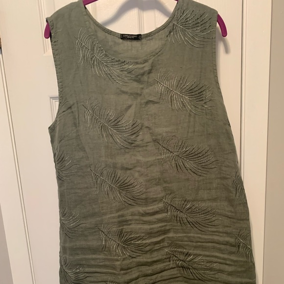 lungo L’arno Dresses & Skirts - Great little Dress especially for vacation. Size L Pull on. About 35” long❤️